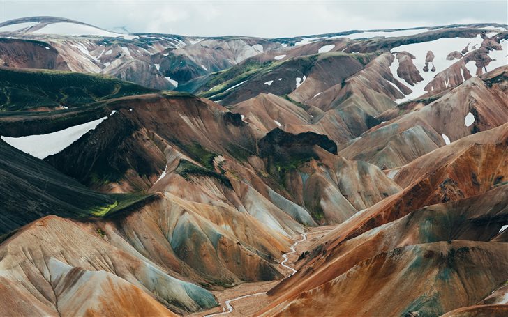 brown mountain range Mac Wallpaper