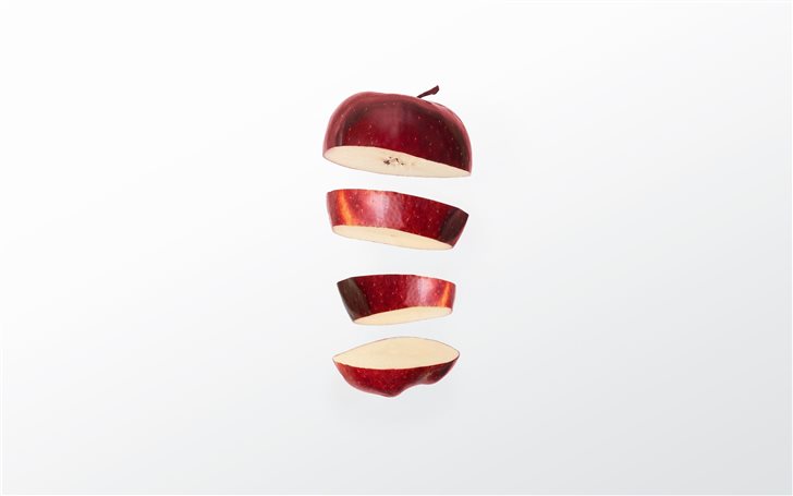 Sliced apple Mac Wallpaper