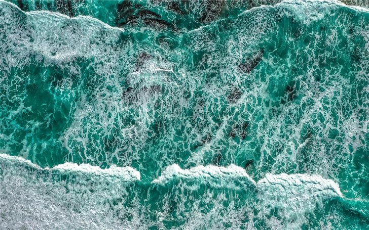Through the azure waves Mac Wallpaper