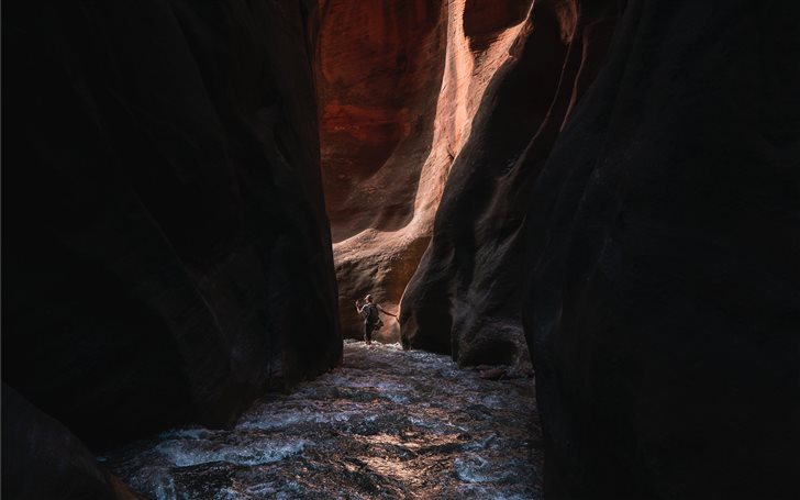 One of the hidden canyon ... Mac Wallpaper