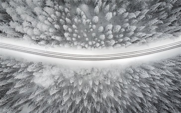 bird's eye view of highway Mac Wallpaper