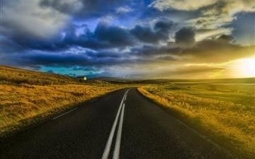 The open road in Iceland All Mac wallpaper