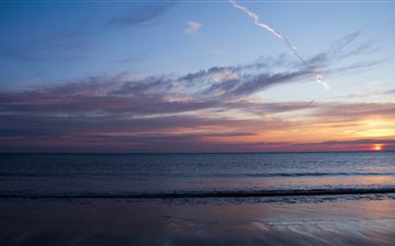 blue hour sunset at beach 5k iMac wallpaper