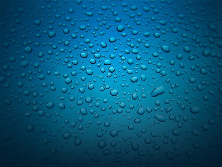 Blue water drop Mac Wallpaper