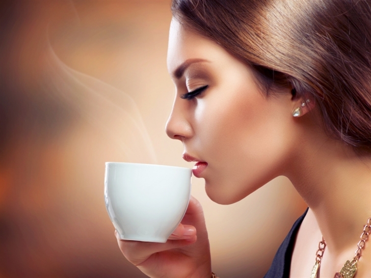 Beauty and the Coffee Mac Wallpaper