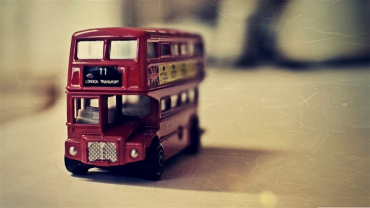 Old English Bus Toy Mac Wallpaper