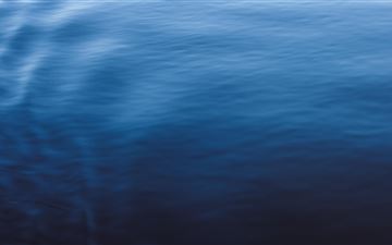 calm ocean water 5k MacBook Air wallpaper