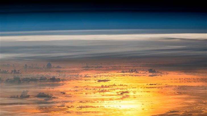 sunset from the international space station Mac Wallpaper