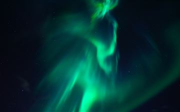 8k northern lights aurora iMac wallpaper