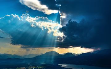 sunbeams from sky landscape mountains 5k MacBook Pro wallpaper