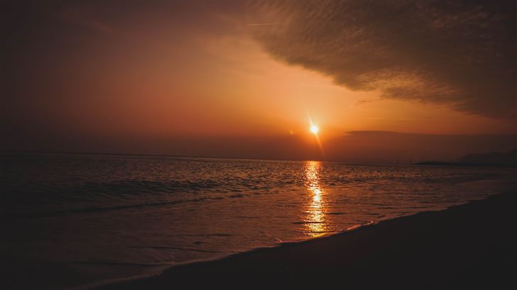 beach shore during sunset Mac Wallpaper