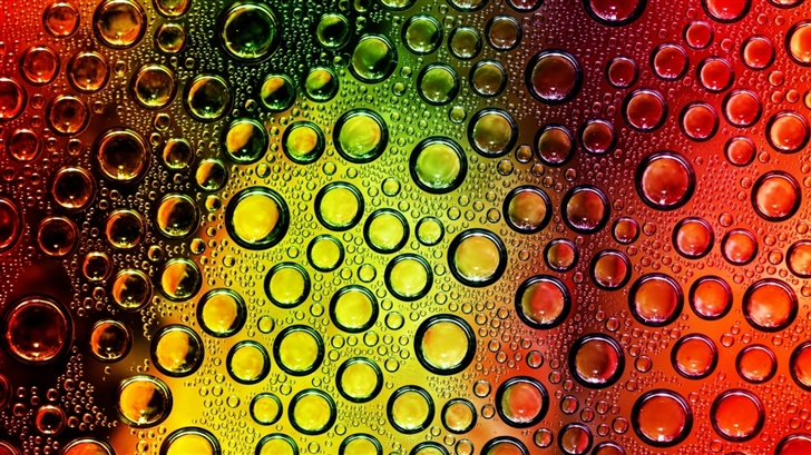 Colorful waterdrops Mac Wallpaper