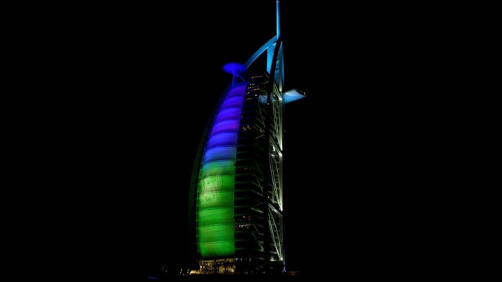 Dubai's night Mac Wallpaper