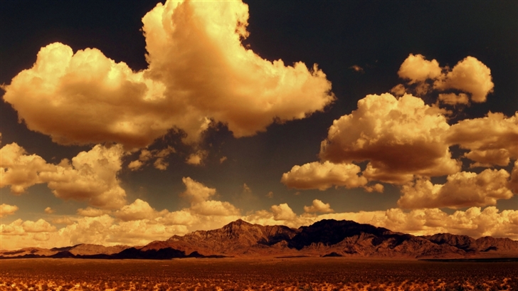 Desert Mountains panorama Mac Wallpaper