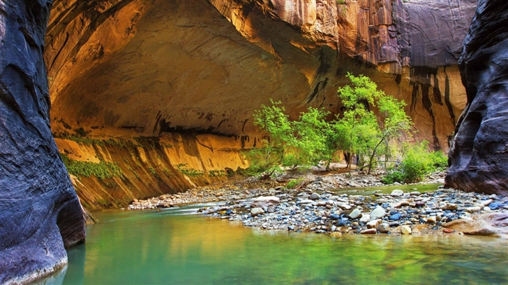 Canyon With Little River Stones Mac Wallpaper
