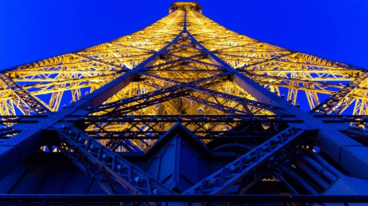 Eiffel Tower Blue And Yellow Mac Wallpaper