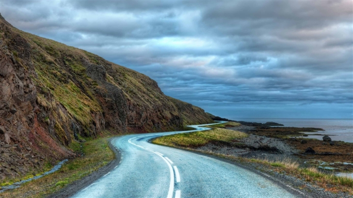 Curvy Road Around Iceland Mac Wallpaper
