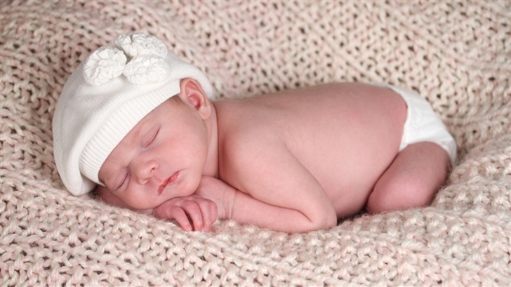 Newborn Baby Boy Mac Wallpaper