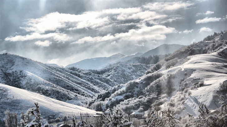 Mountain Winter Scenery Mac Wallpaper