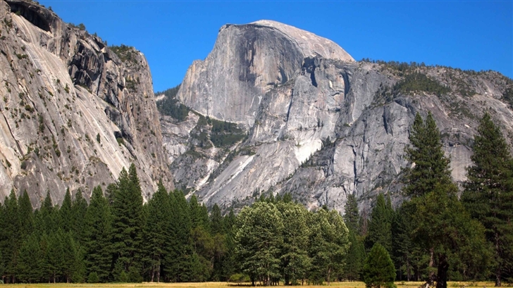 Yosemite Park Mac Wallpaper